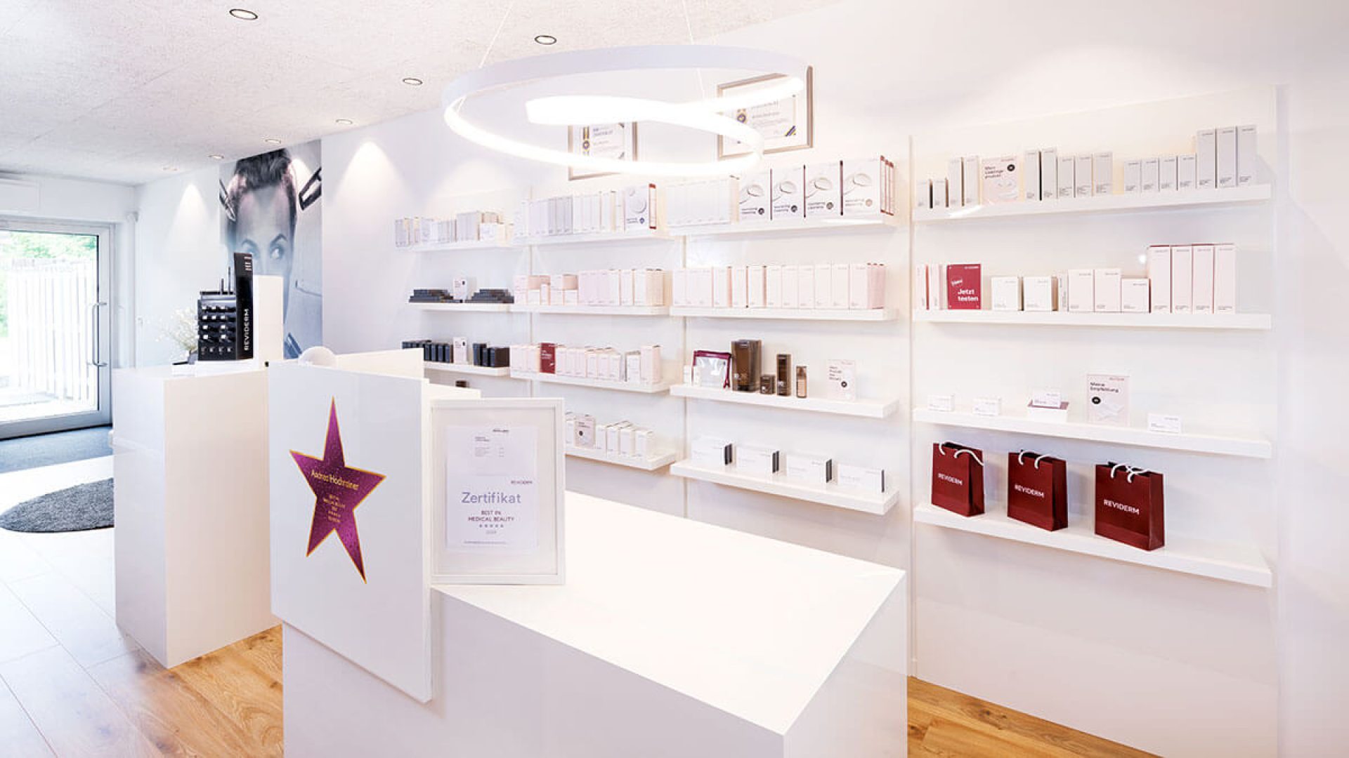 derma-glow-1-Sterzing